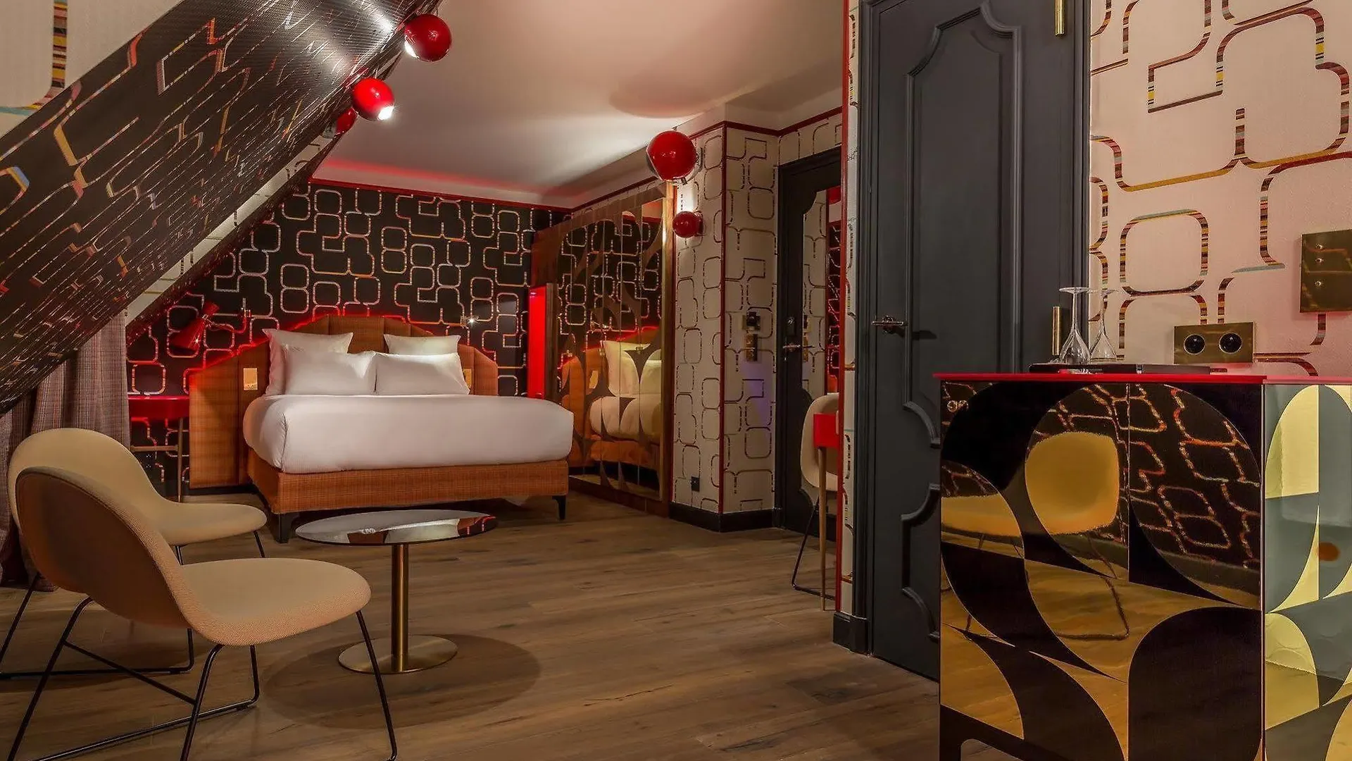 Idol Hotel Paris