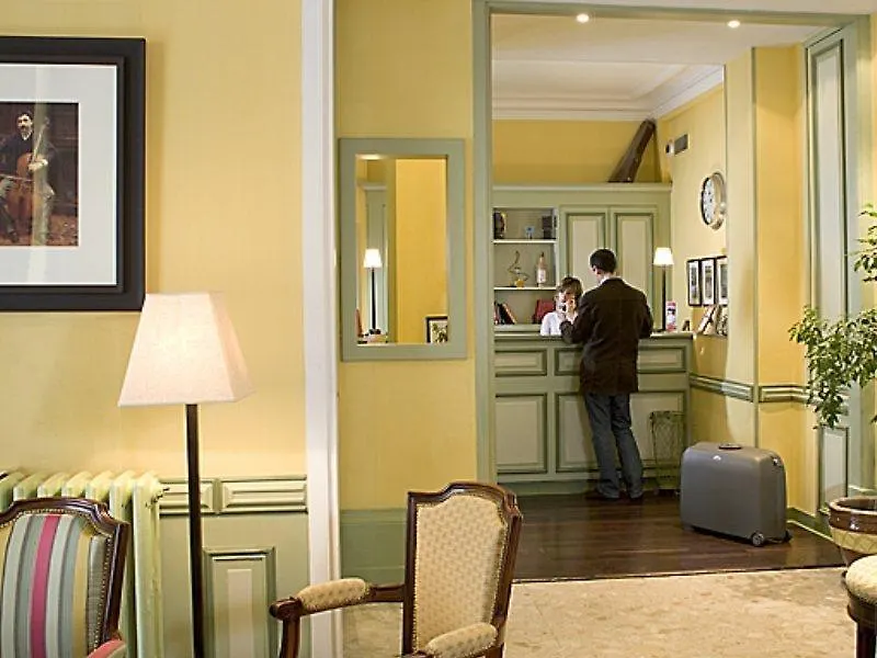 Idol Hotel Paryż